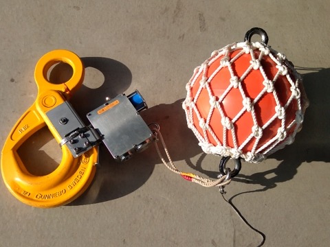 港湾工事のICTブロック据付技術 「水中ジャイロ」「水中遠隔玉外し装置」